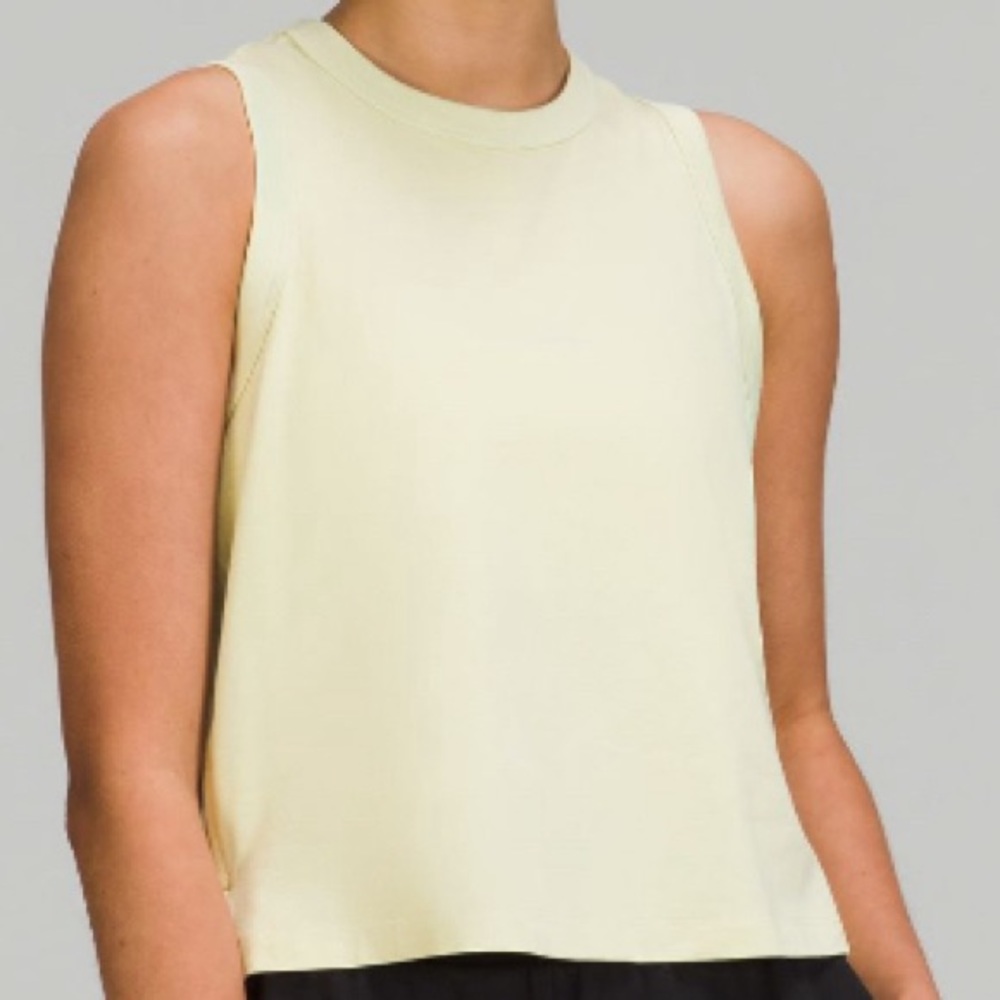 Lululemon All Yours Tank Cropped size 10